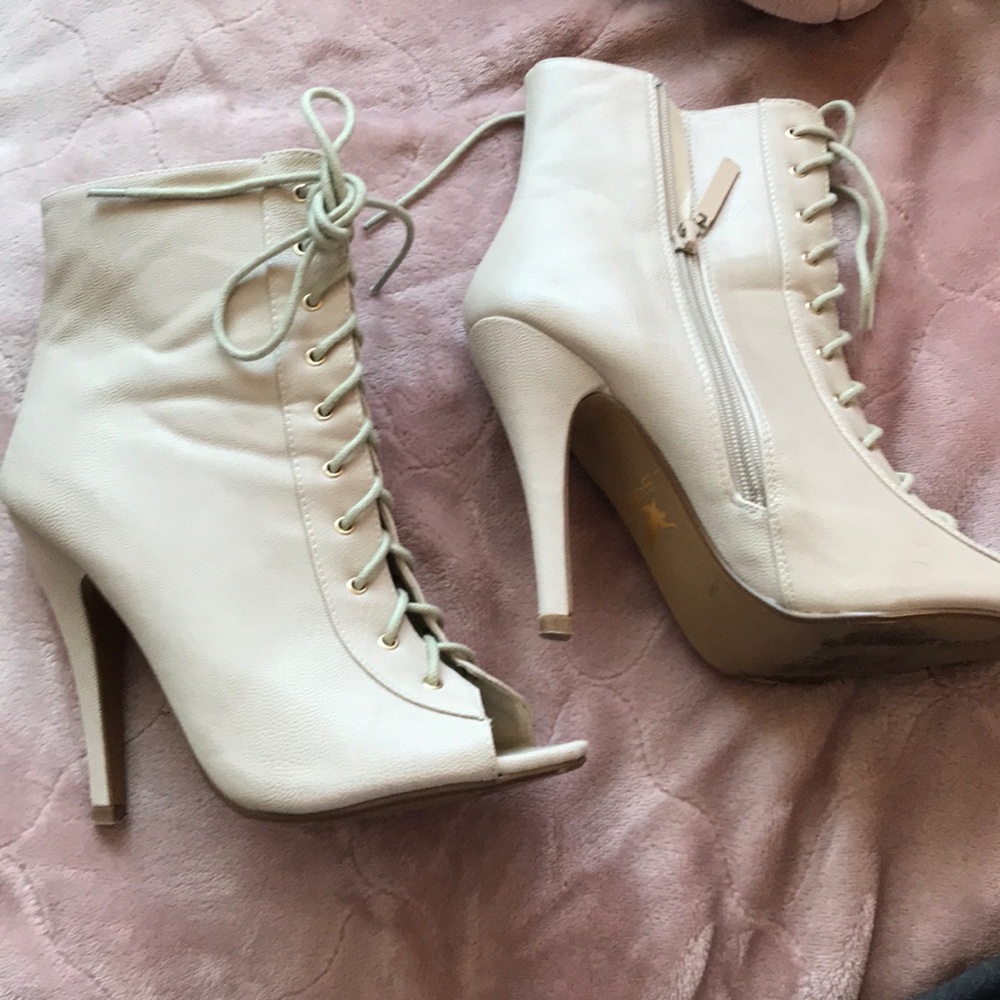 Sheikh heels